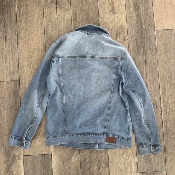 Y2K Hollister Jean Jacket Light Wash Blue Denim Embroidered Buttons Womens Small - Picture 7 of 7